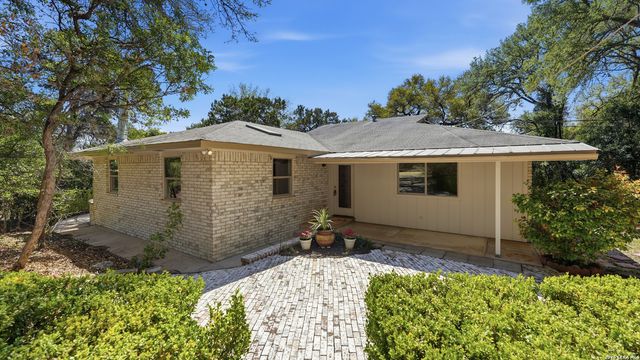625 Mountain Laurel, New Braunfels, TX 78132