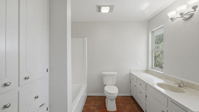 625 Mountain Laurel, New Braunfels, TX 78132