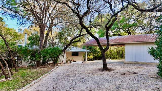 625 Mountain Laurel, New Braunfels, TX 78132
