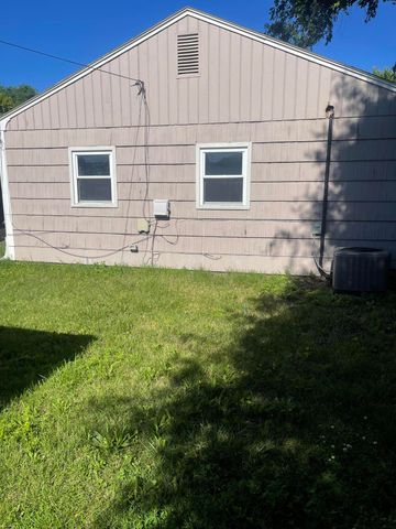 7547 Beech Avenue, Hammond, IN 46324