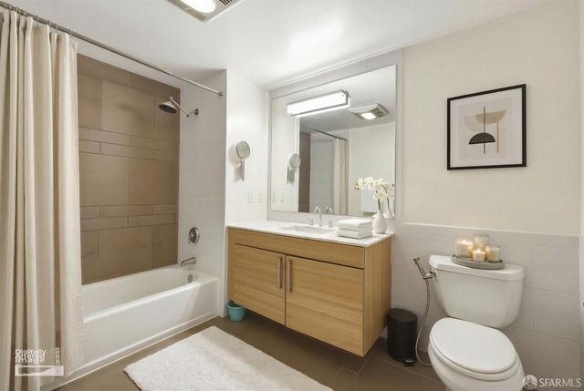 555 4th Street 707, San Francisco, CA 94107