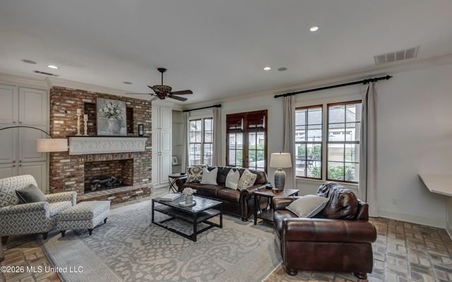 100 Arbor Landing, Brandon, MS 39047