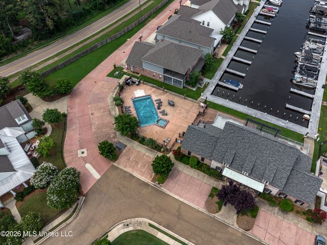 100 Arbor Landing, Brandon, MS 39047