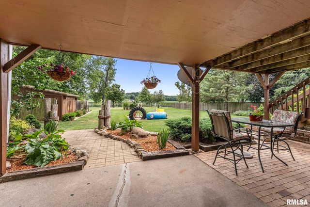 25622 1ST Avenue N, Hillsdale, IL 61257