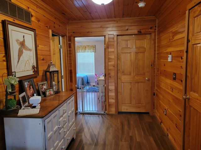 289 Halls Ridge Road, Wellington, KY 40387