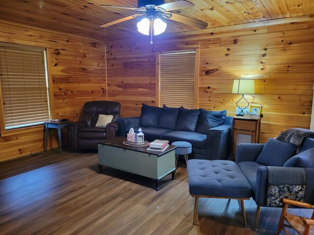 289 Halls Ridge Road, Wellington, KY 40387