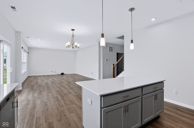 173 Lynnette Way, Cumberland, IN 46229