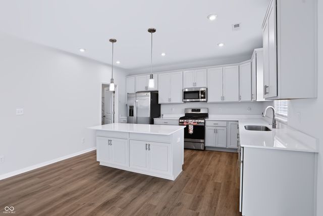 173 Lynnette Way, Cumberland, IN 46229