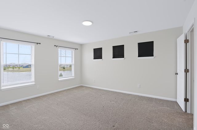 173 Lynnette Way, Cumberland, IN 46229