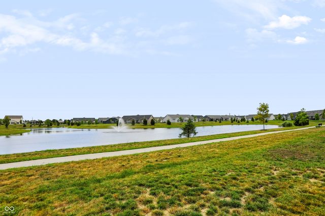 173 Lynnette Way, Cumberland, IN 46229