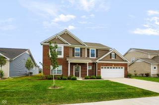 173 Lynnette Way, Cumberland, IN 46229