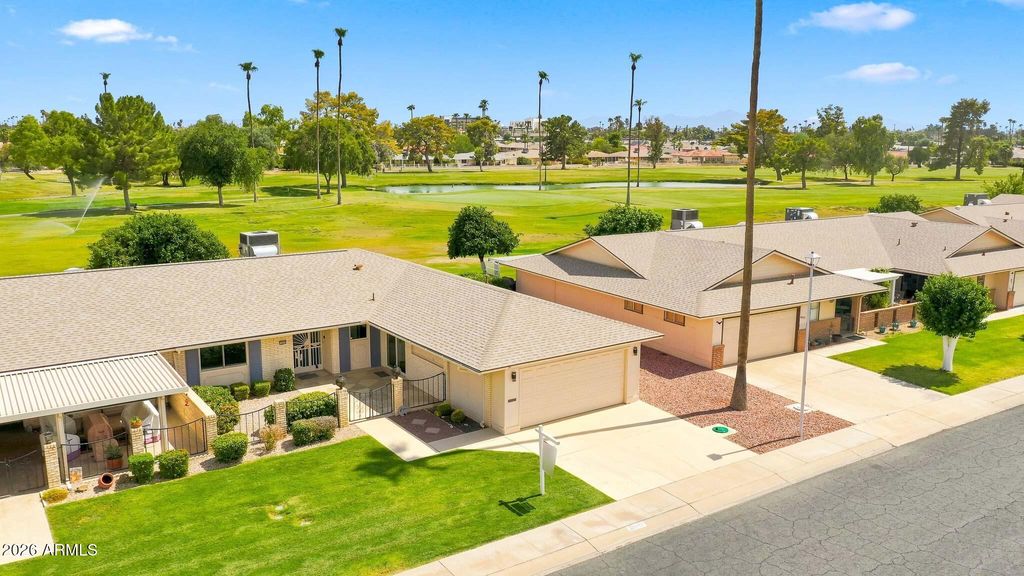 10442 W TROPICANA Circle, Sun City, AZ 85351 — photo 2