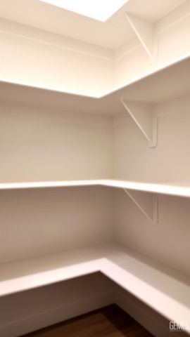 7405 Cryosphere Street, Bakersfield, CA 93311