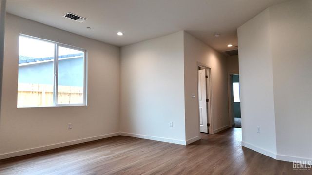 7405 Cryosphere Street, Bakersfield, CA 93311