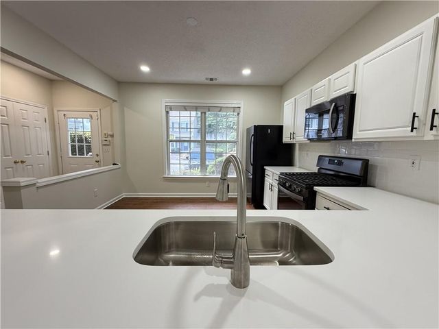 9155 Nesbit Ferry Road 129, Alpharetta, GA 30022