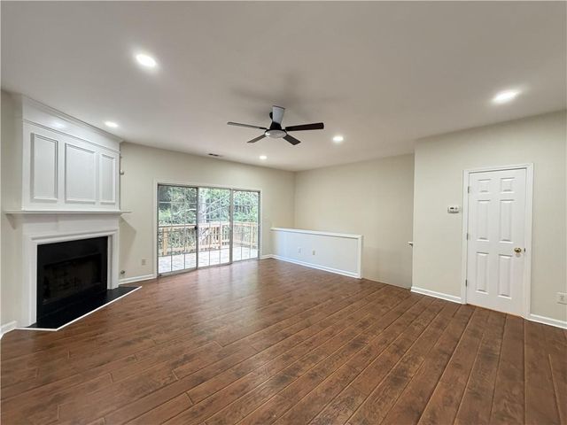 9155 Nesbit Ferry Road 129, Alpharetta, GA 30022