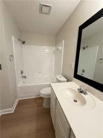 9155 Nesbit Ferry Road 129, Alpharetta, GA 30022