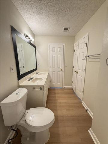 9155 Nesbit Ferry Road 129, Alpharetta, GA 30022