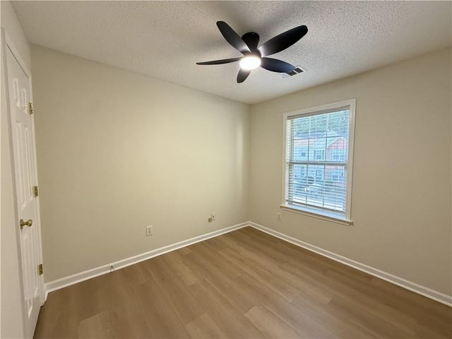 9155 Nesbit Ferry Road 129, Alpharetta, GA 30022