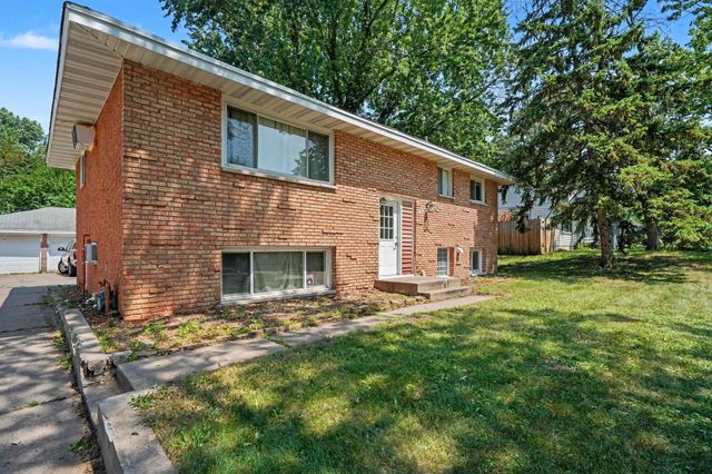 49 91st Lane NE, Blaine, MN 55434