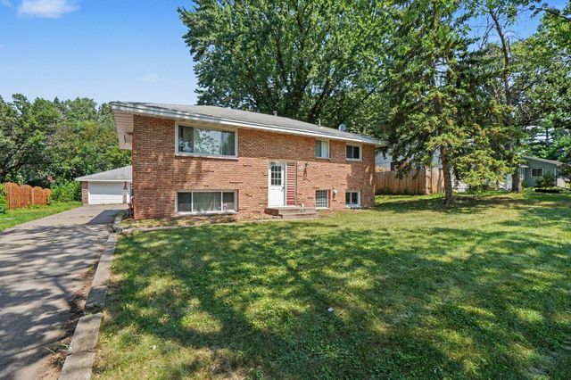 49 91st Lane NE, Blaine, MN 55434