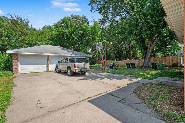 49 91st Lane NE, Blaine, MN 55434