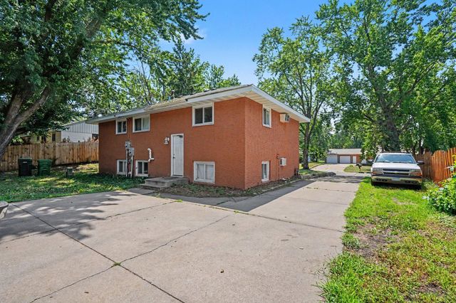 49 91st Lane NE, Blaine, MN 55434