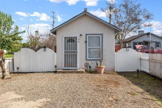 448 S Palm Street, Woodlake, CA 93286