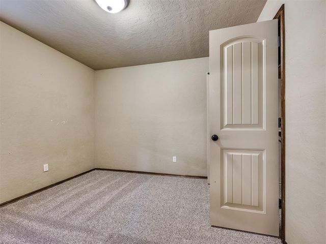 709 S Patterson Drive, Moore, OK 73160