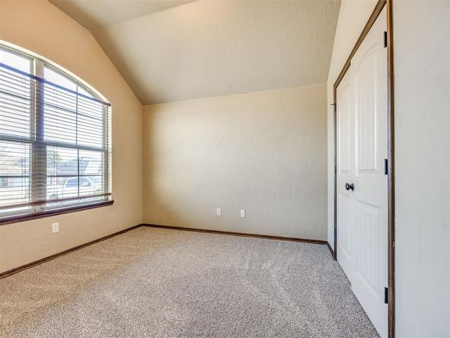 709 S Patterson Drive, Moore, OK 73160