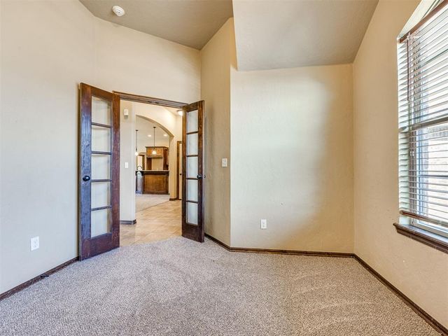 709 S Patterson Drive, Moore, OK 73160