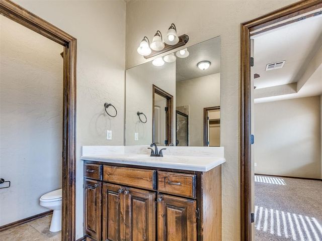 709 S Patterson Drive, Moore, OK 73160