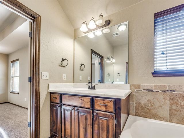 709 S Patterson Drive, Moore, OK 73160