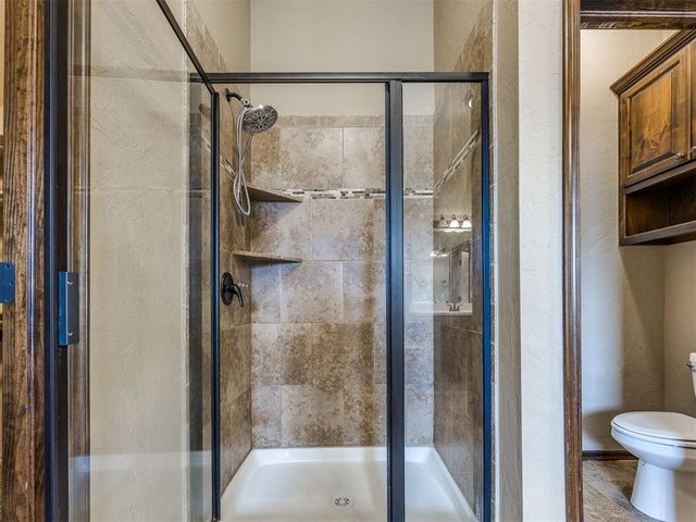 709 S Patterson Drive, Moore, OK 73160