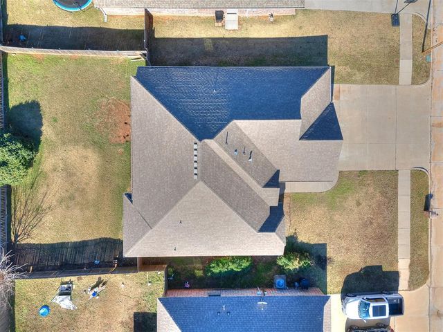 709 S Patterson Drive, Moore, OK 73160