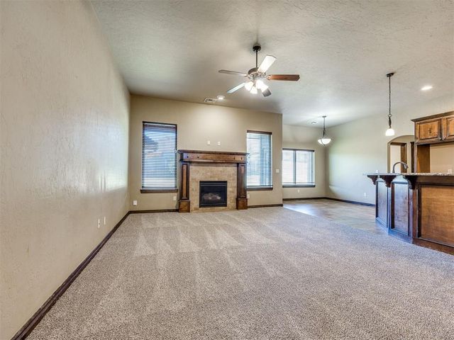 709 S Patterson Drive, Moore, OK 73160