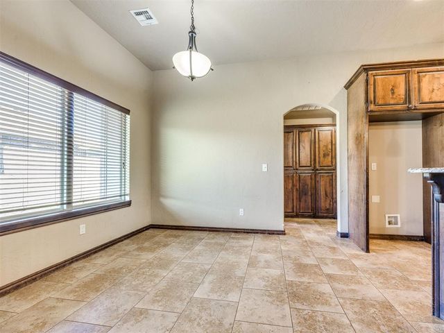 709 S Patterson Drive, Moore, OK 73160