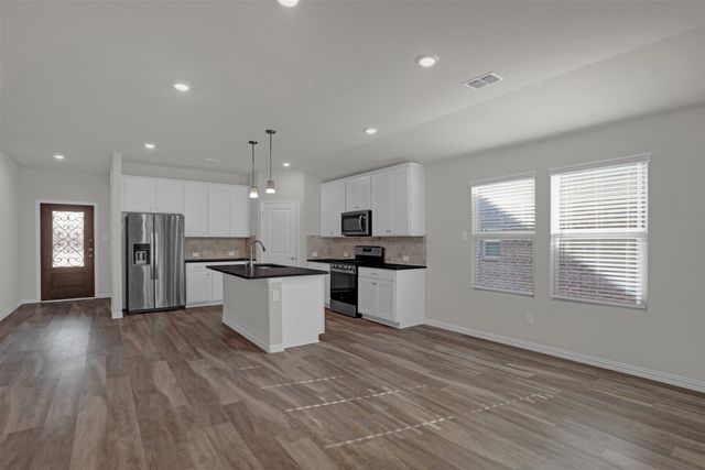 628 Fawn Valley Drive, Princeton, TX 75407