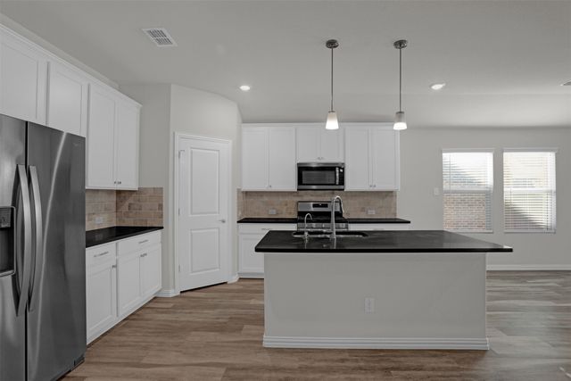 628 Fawn Valley Drive, Princeton, TX 75407