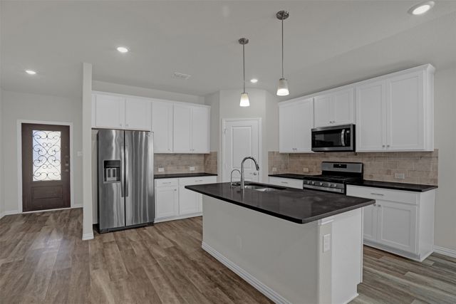 628 Fawn Valley Drive, Princeton, TX 75407