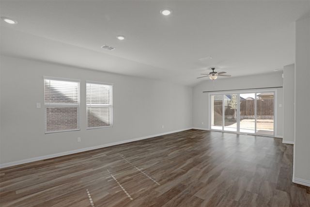 628 Fawn Valley Drive, Princeton, TX 75407