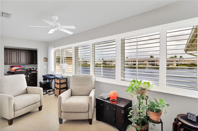 500 Grove Isle Circle 204, Vero Beach, FL 32962