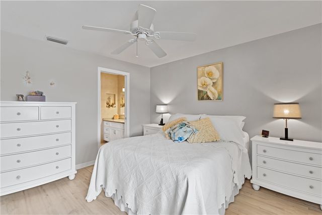 500 Grove Isle Circle 204, Vero Beach, FL 32962