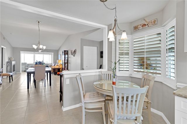 500 Grove Isle Circle 204, Vero Beach, FL 32962