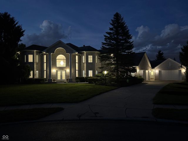 2430 Crossfields Court, Carmel, IN 46032