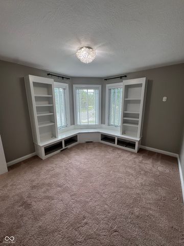 2430 Crossfields Court, Carmel, IN 46032