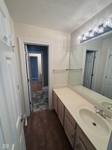2430 Crossfields Court, Carmel, IN 46032