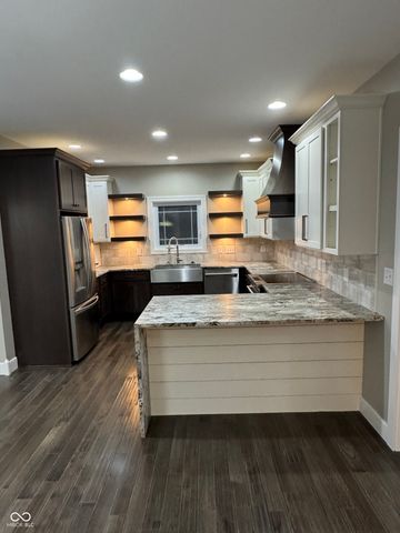 2430 Crossfields Court, Carmel, IN 46032