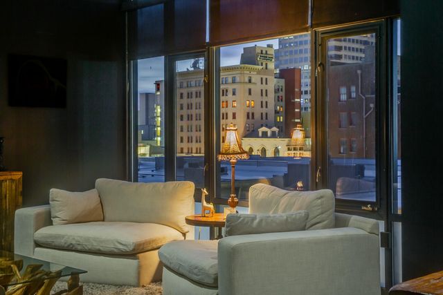 100 Gold Avenue SW 404, Albuquerque, NM 87102