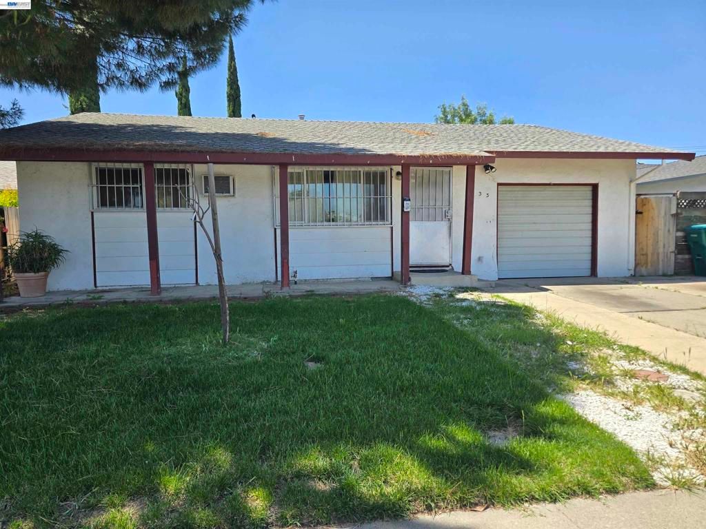 Image 1 of property listing at 6933 Kermit Ln, Stockton, CA 95207